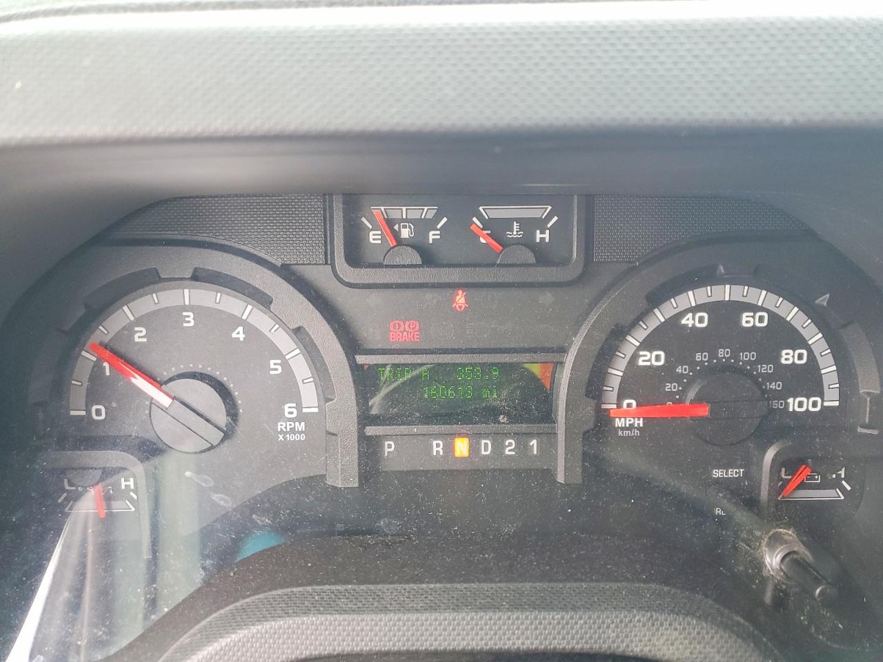1FBSS3BL2BDA97925 · 2011 FORD ECONOLINE · 9/13