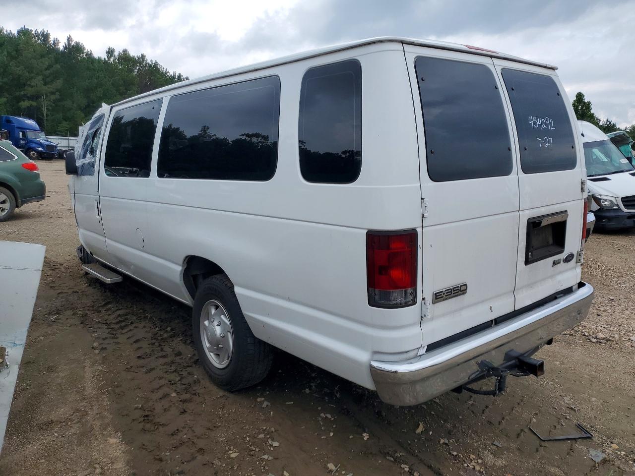 1FBSS3BL2BDA97925 · 2011 FORD ECONOLINE · 2/13