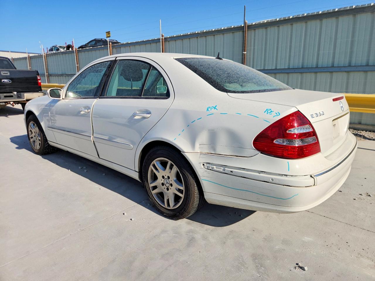 WDBUF56J66A767169 · 2006 MERCEDES-BENZ E · 2/13