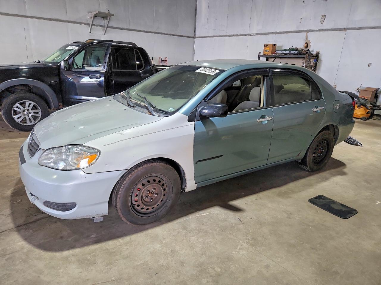1NXBR32E26Z746570 · 2006 TOYOTA COROLLA