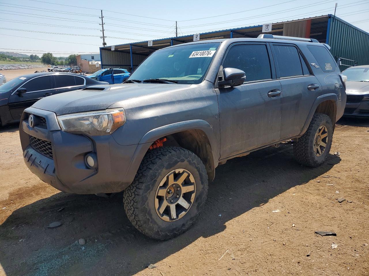 JTEBU5JR3J5536075 · 2018 TOYOTA 4RUNNER
