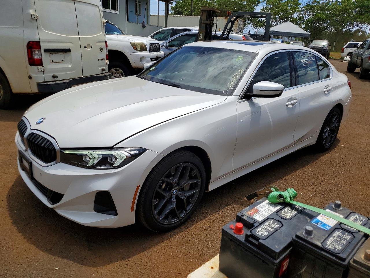 3MW89CW05T8F96070 · 2026 BMW 330XI