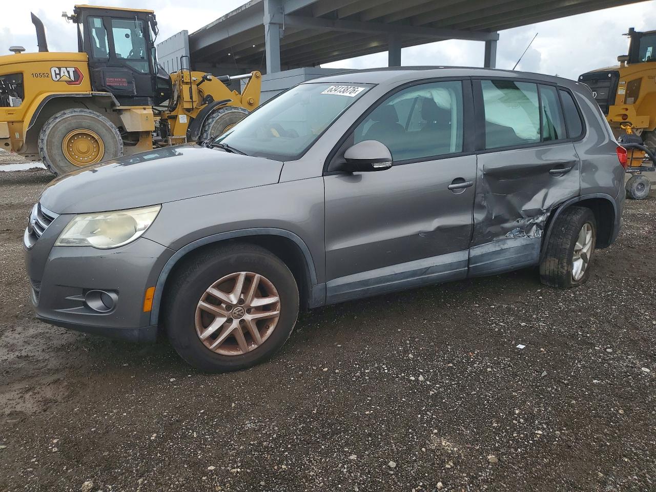 WVGBV7AX5BW567122 · 2011 VOLKSWAGEN TIGUAN