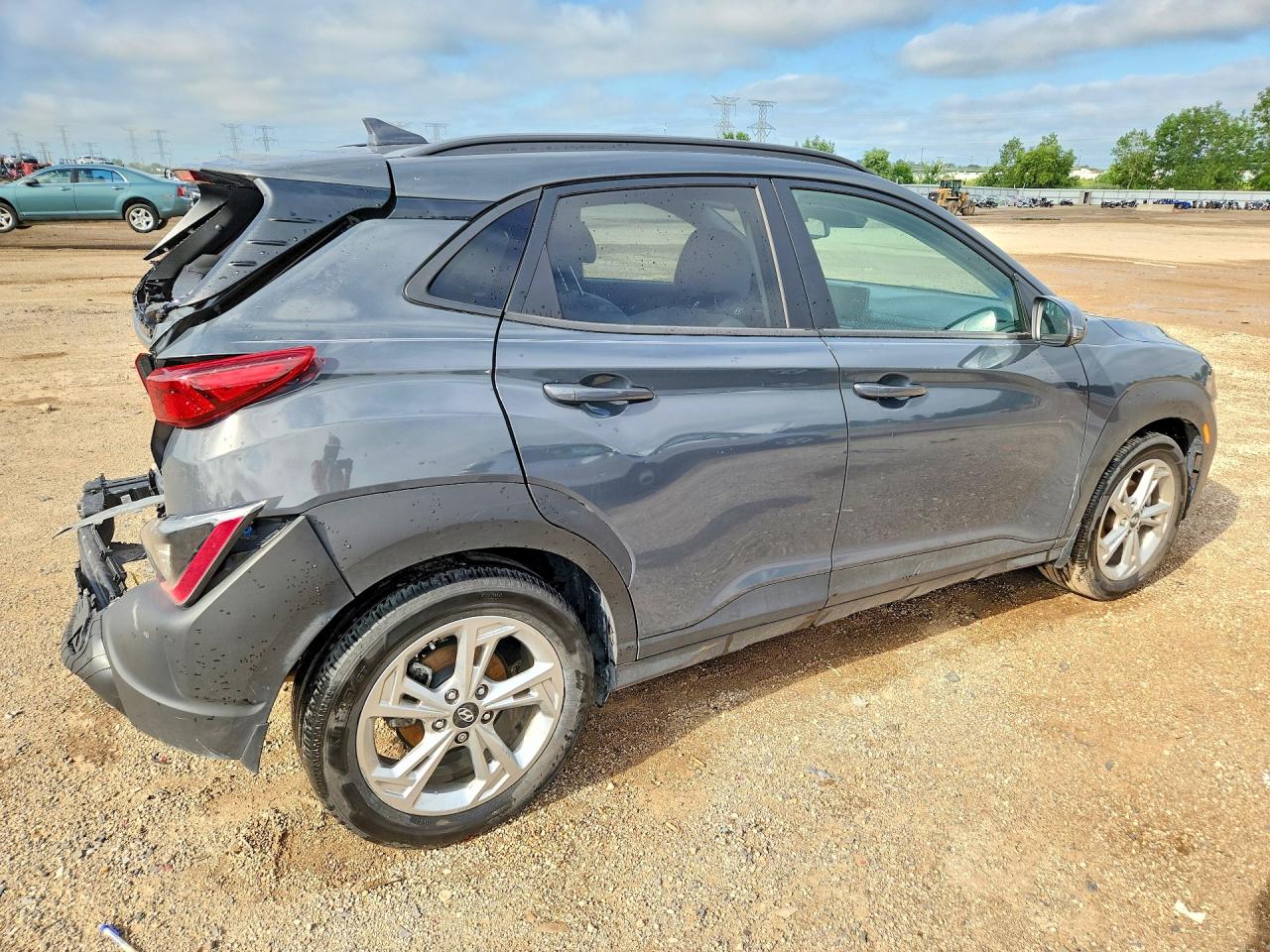 KM8K32AB4PU002375 · 2023 HYUNDAI KONA · 3/13