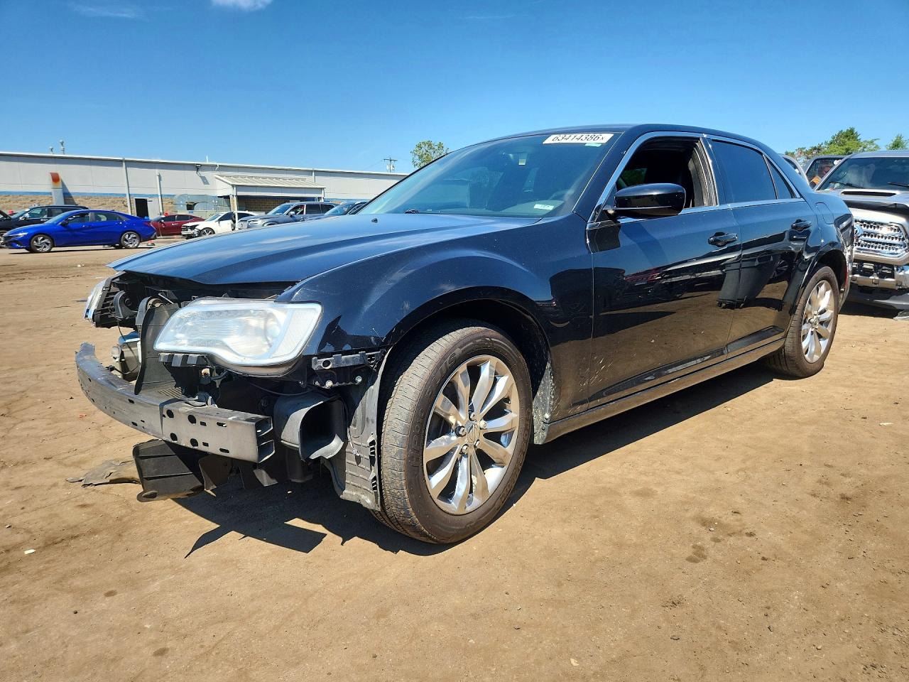 2C3CCARG7FH927273 · 2015 CHRYSLER 300