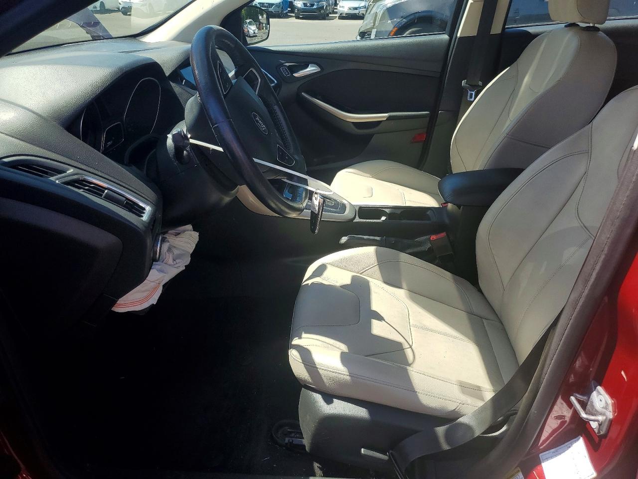 1FADP3N20HL268202 · 2017 FORD FOCUS · 7/12