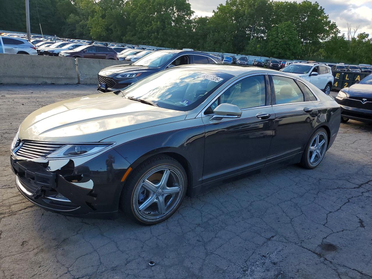 3LN6L2JK2ER800153 · 2014 LINCOLN MKZ