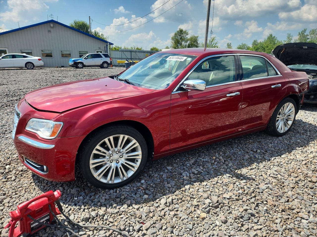 2C3CA5CGXBH530589 · 2011 CHRYSLER 300