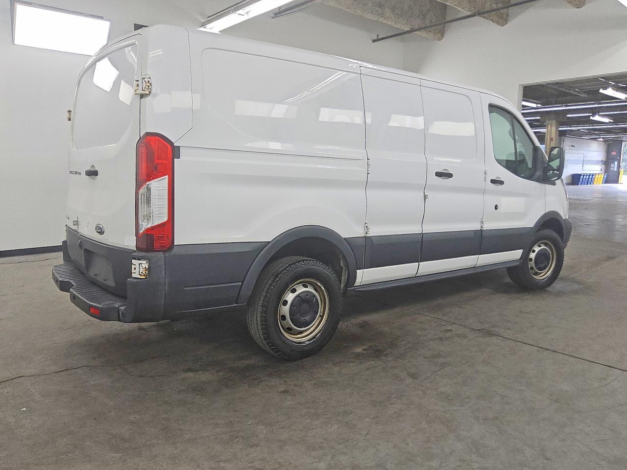1FTBW1ZG5JKB15499 · 2018 FORD TRANSIT · 3/13