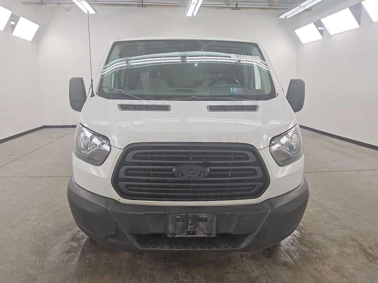 1FTBW1ZG5JKB15499 · 2018 FORD TRANSIT · 5/13