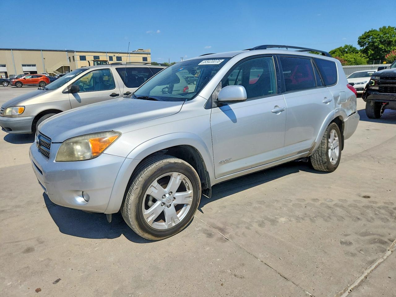 JTMZD32V886063538 · 2008 TOYOTA RAV4