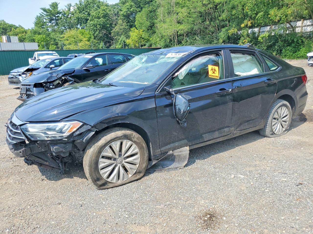 3VWCB7BU7KM242877 · 2019 VOLKSWAGEN JETTA
