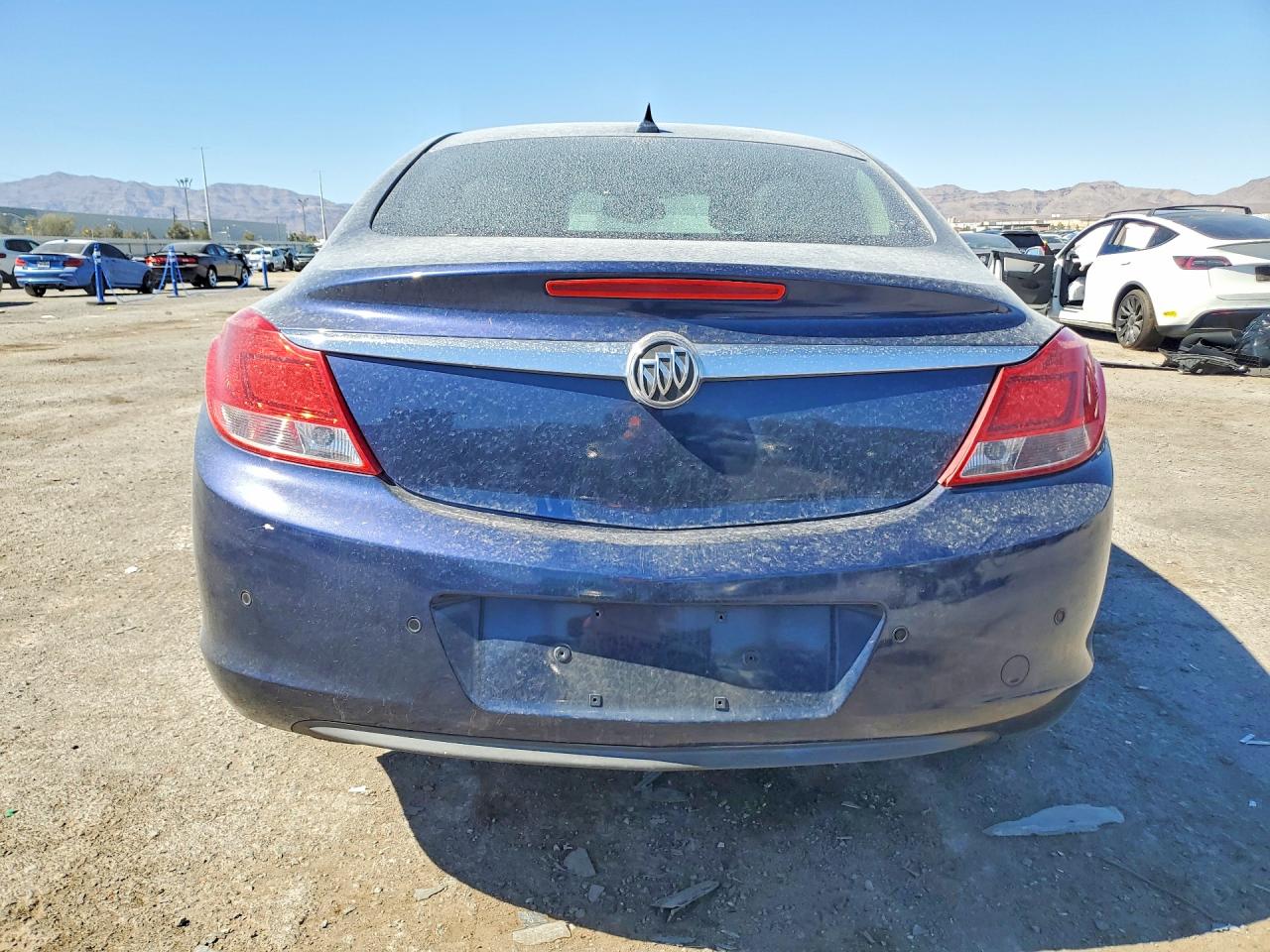W04GU5GC4B1011008 · 2011 BUICK REGAL · 6/12