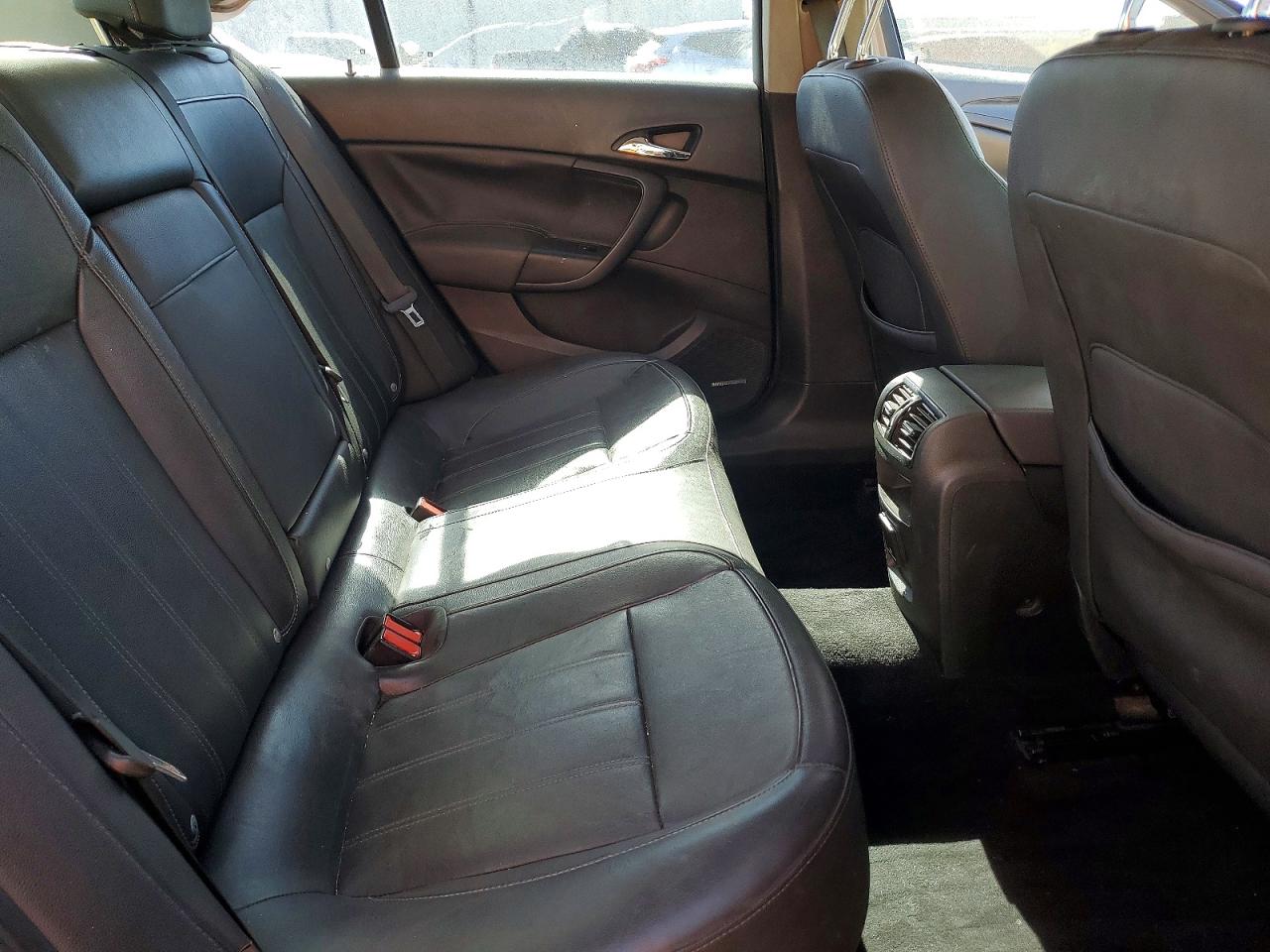 W04GU5GC4B1011008 · 2011 BUICK REGAL · 10/12