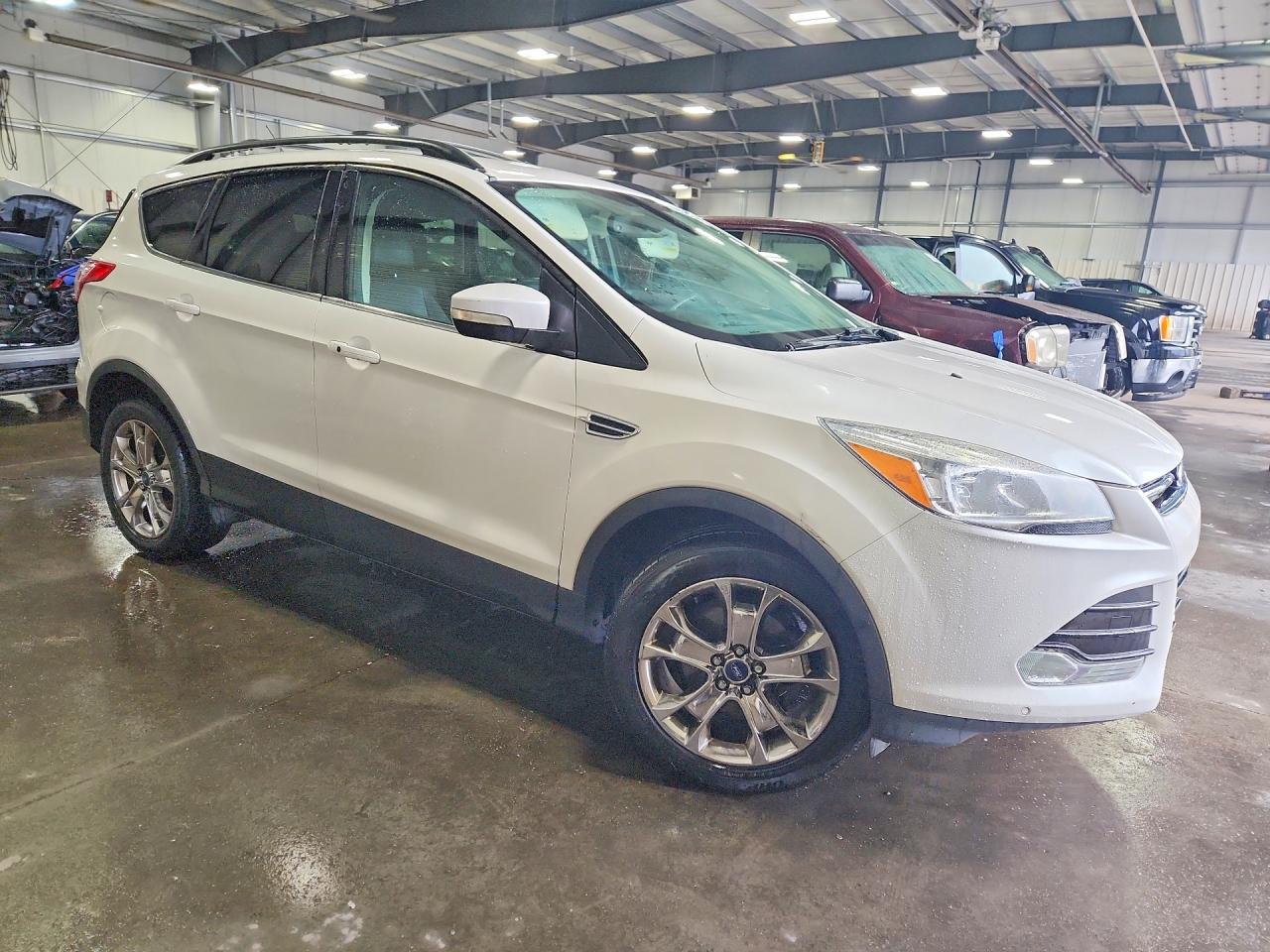 1FMCU0HX7DUB08435 · 2013 FORD ESCAPE · 4/13