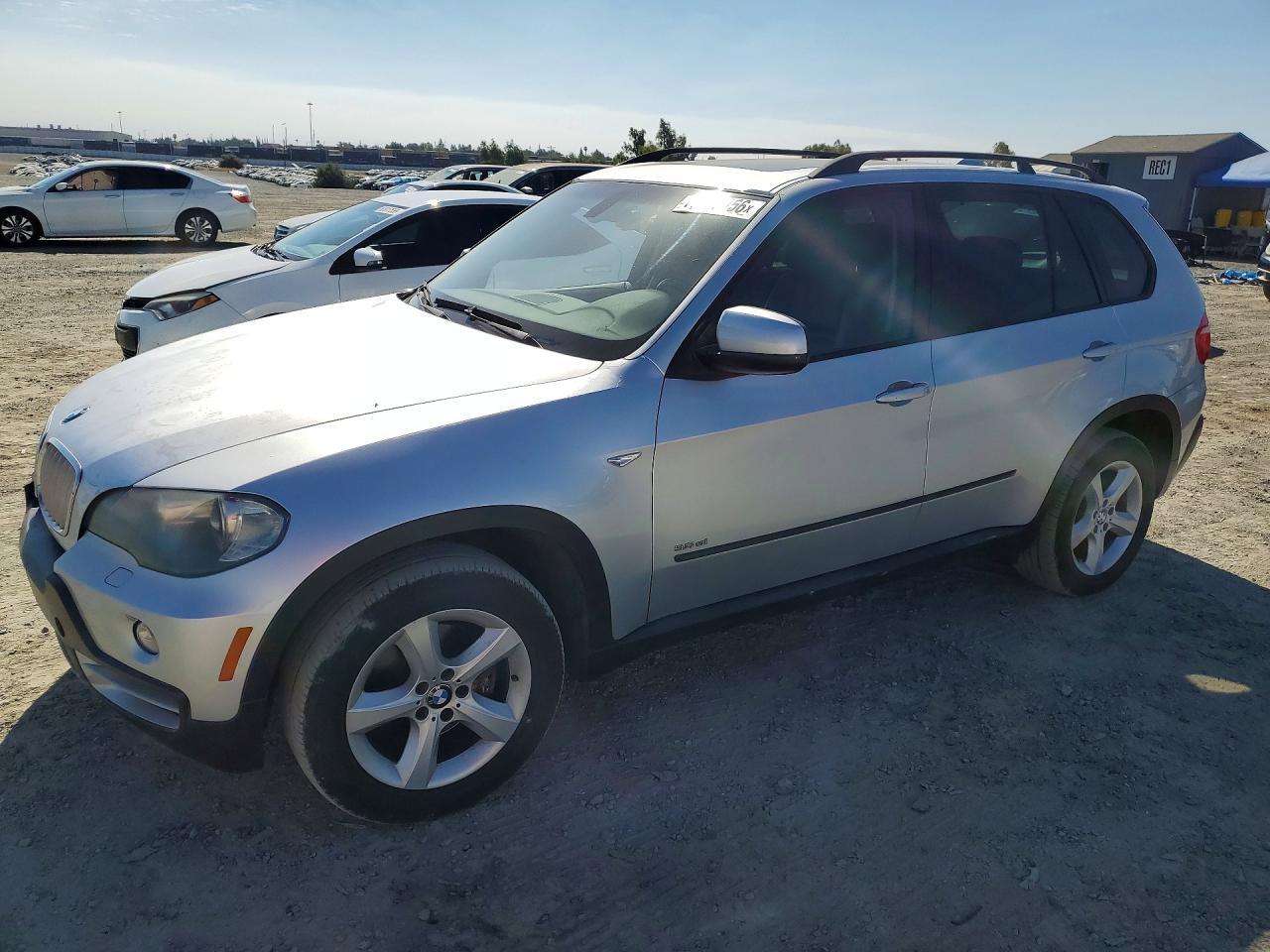 5UXFE43558L004743 · 2008 BMW X5