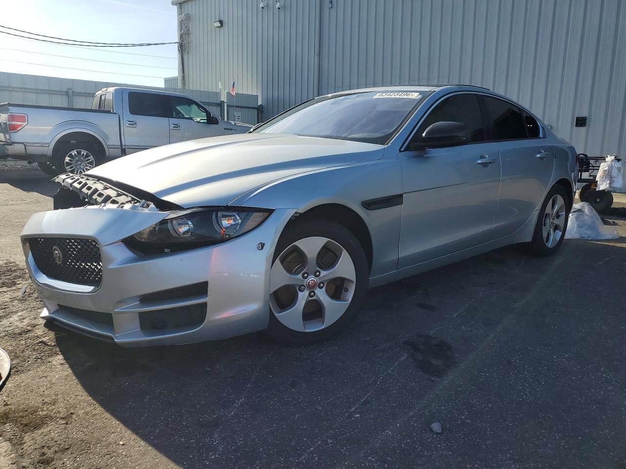SAJAS4BN5HA976426 · 2017 JAGUAR XE