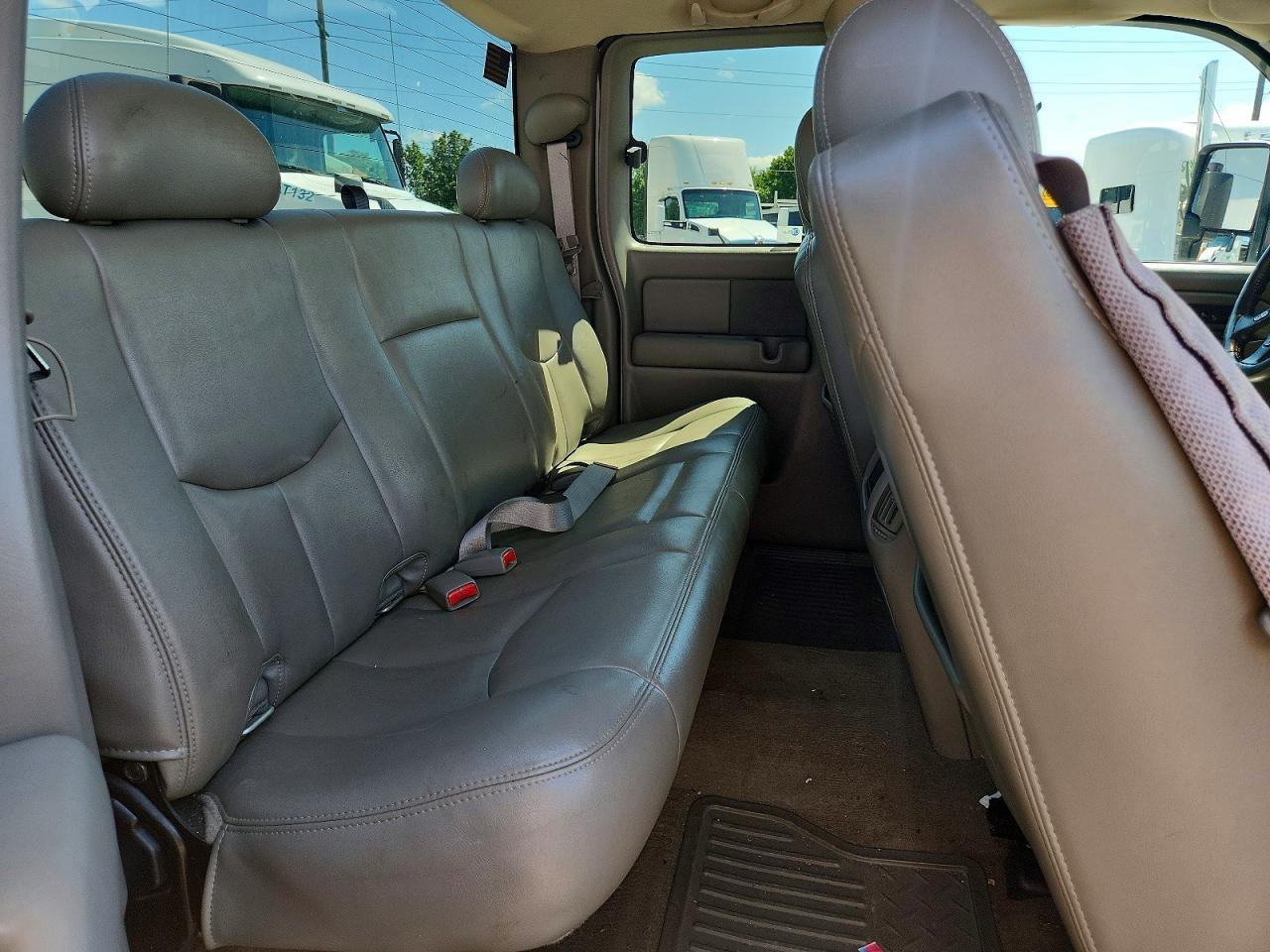 1GCJK39275E125737 · 2005 CHEVROLET SILVERADO · 10/12