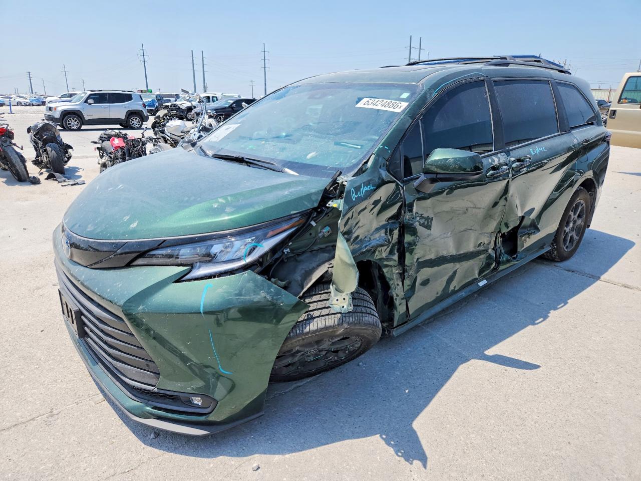 5TDCSKFC5SS182590 · 2025 TOYOTA SIENNA