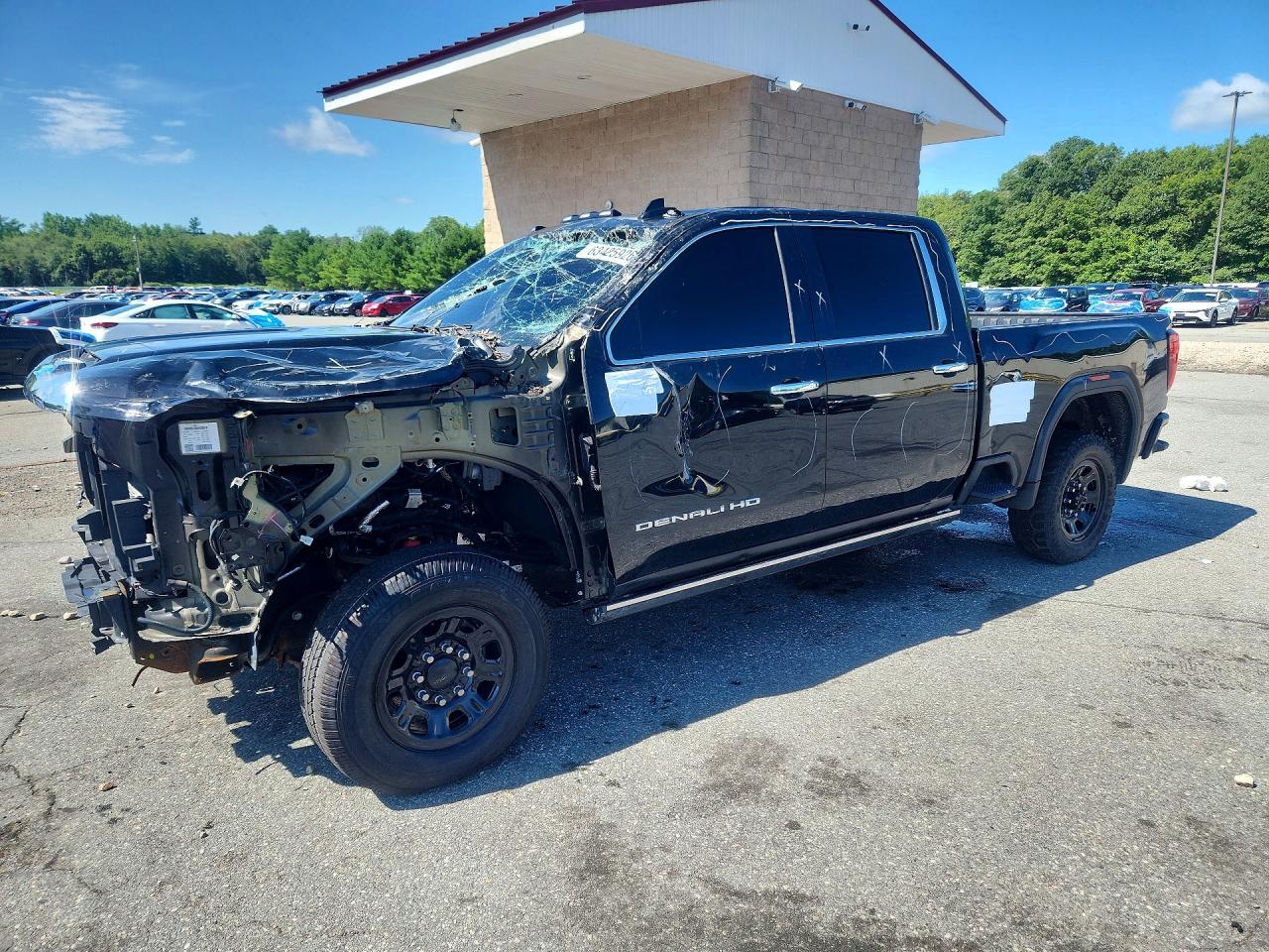 1GT49WEY9MF223827 · 2021 GMC SIERRA