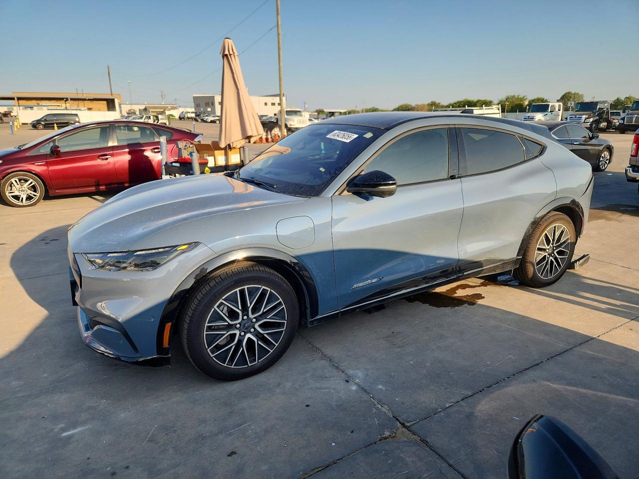 3FMTK3R7XRMA28841 · 2024 FORD MUSTANG MACH-E