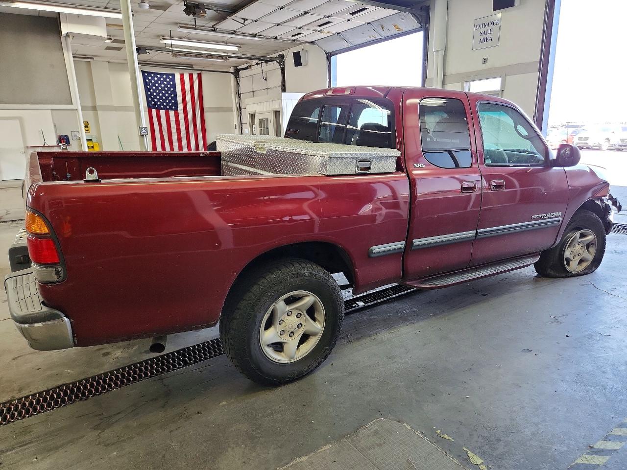 5TBRT3419YS024916 · 2000 TOYOTA TUNDRA · 3/12