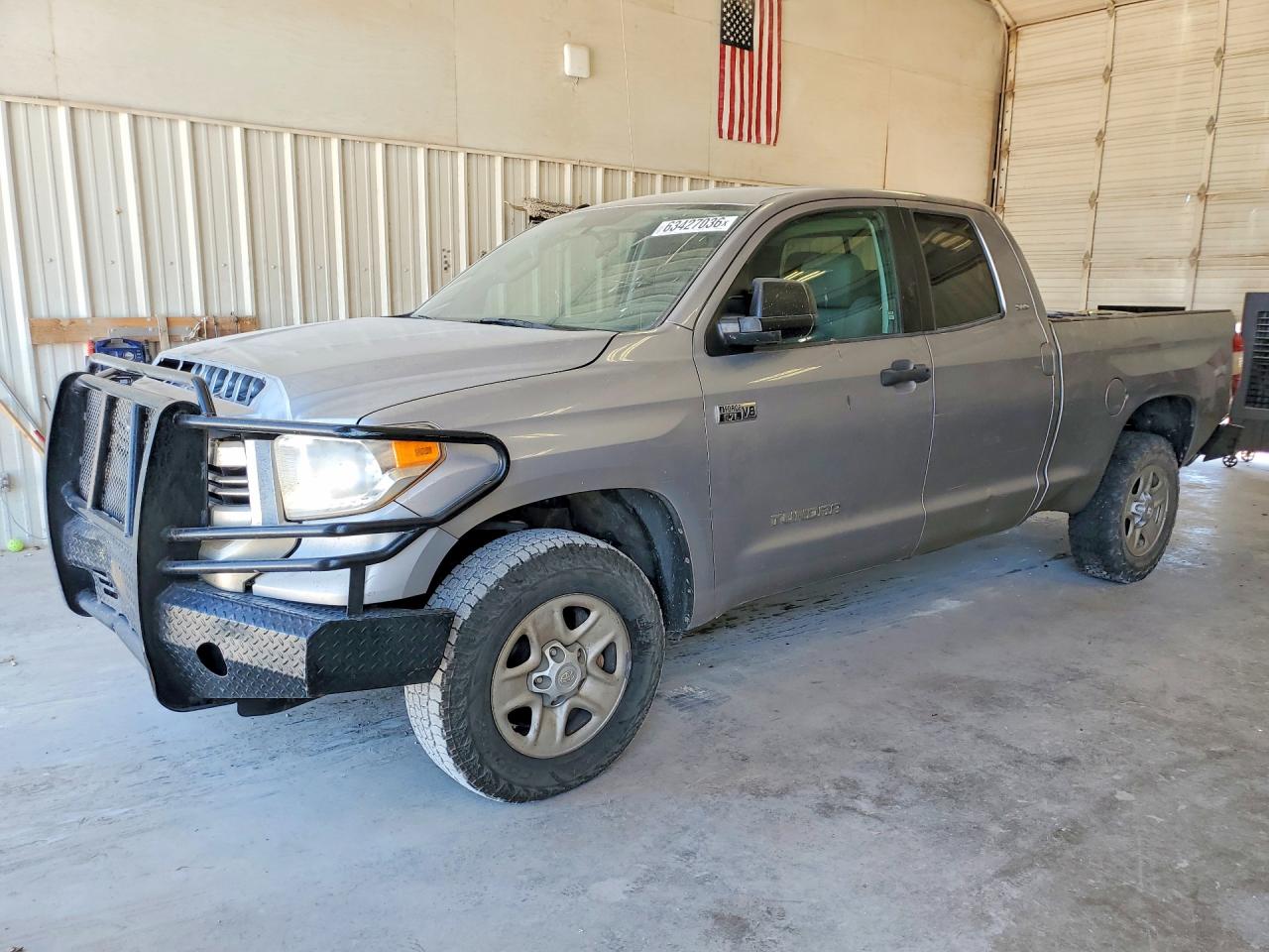 5TFUW5F18GX514340 · 2016 TOYOTA TUNDRA