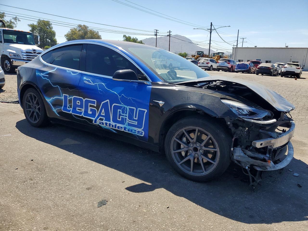 5YJ3E1EA4JF034385 · 2018 TESLA MODEL 3 · 4/12