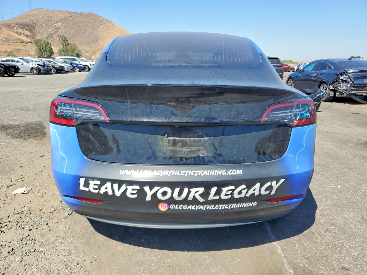 5YJ3E1EA4JF034385 · 2018 TESLA MODEL 3 · 6/12