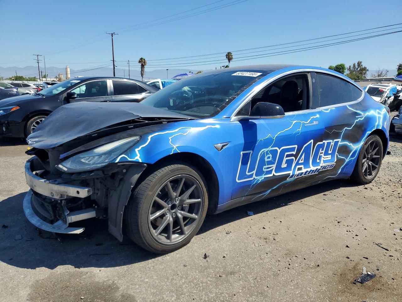 5YJ3E1EA4JF034385 · 2018 TESLA MODEL 3
