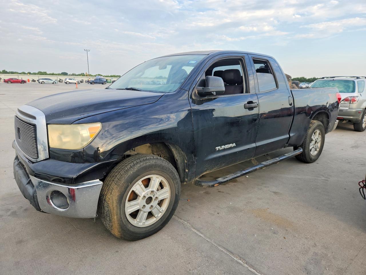 5TFRM5F15AX011819 · 2010 TOYOTA TUNDRA