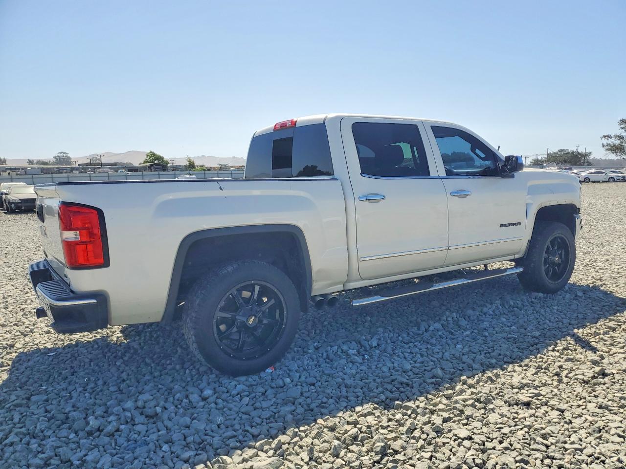 3GTP1VEC5FG400698 · 2015 GMC SIERRA · 3/13