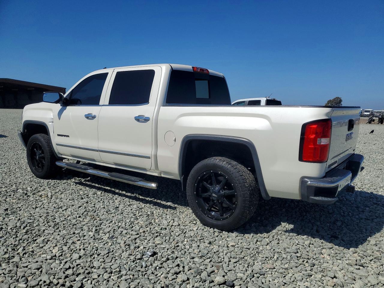 3GTP1VEC5FG400698 · 2015 GMC SIERRA · 2/13