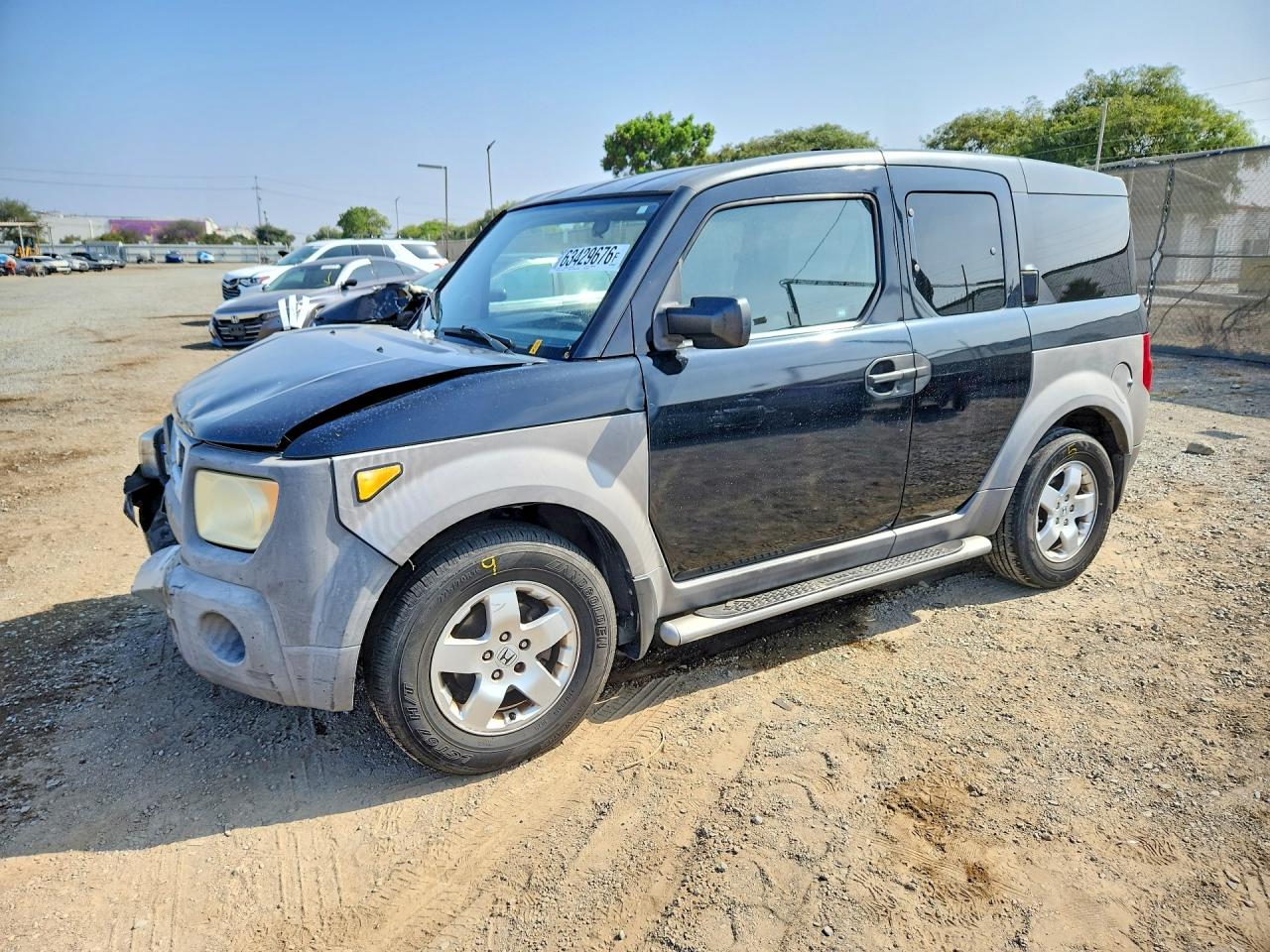 5J6YH285X3L009437 · 2003 HONDA ELEMENT