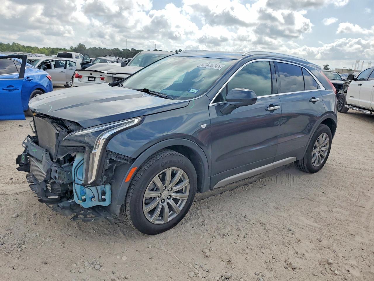 1GYFZCR46LF153436 · 2020 CADILLAC XT4