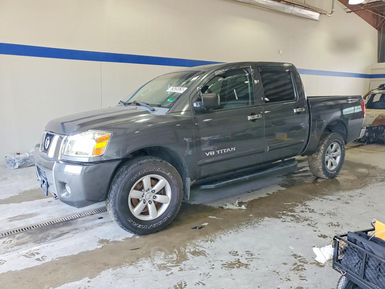 2012 NISSAN TITAN