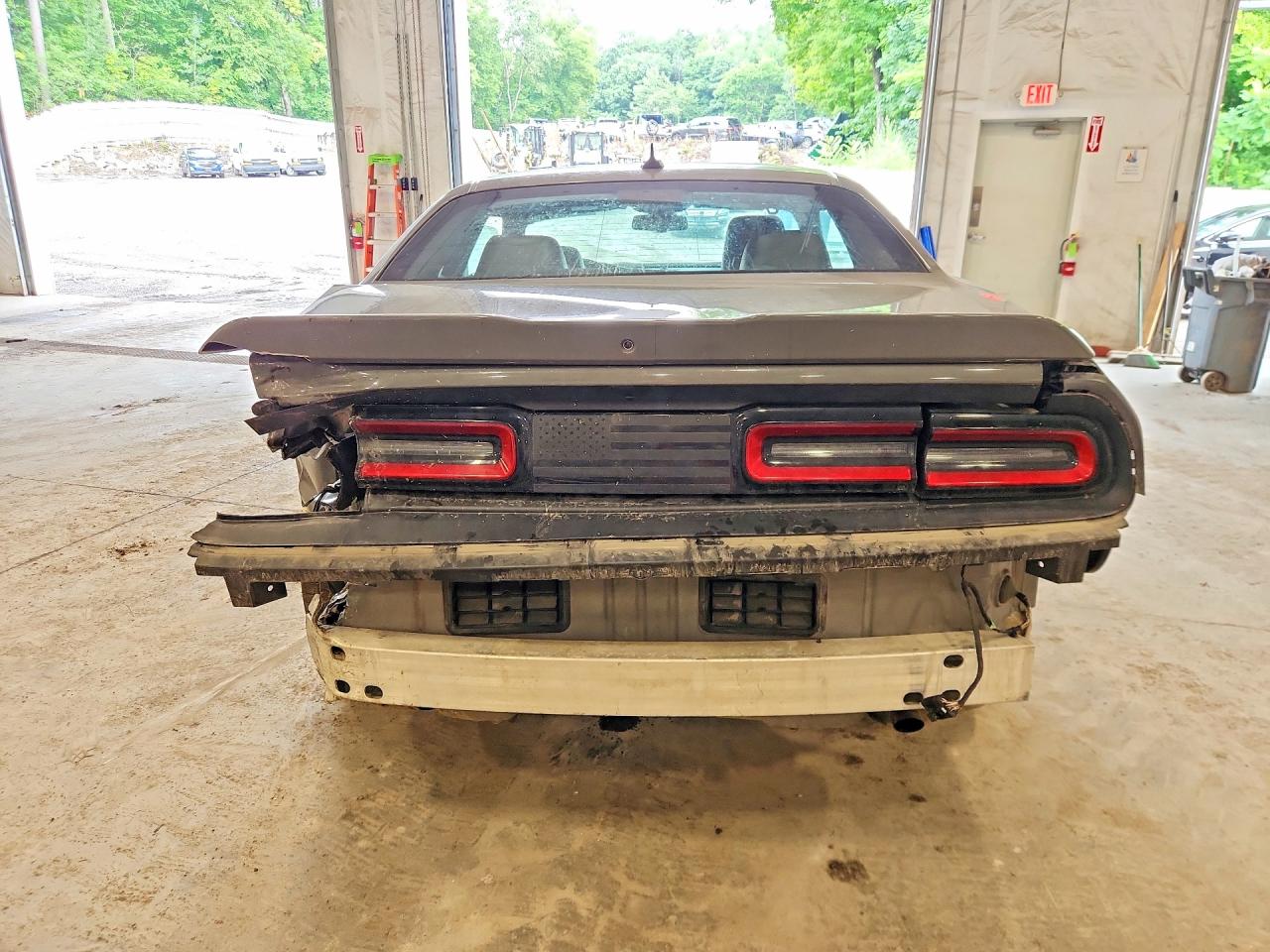 2C3CDZKG2KH701092 · 2019 DODGE CHALLENGER · 6/13