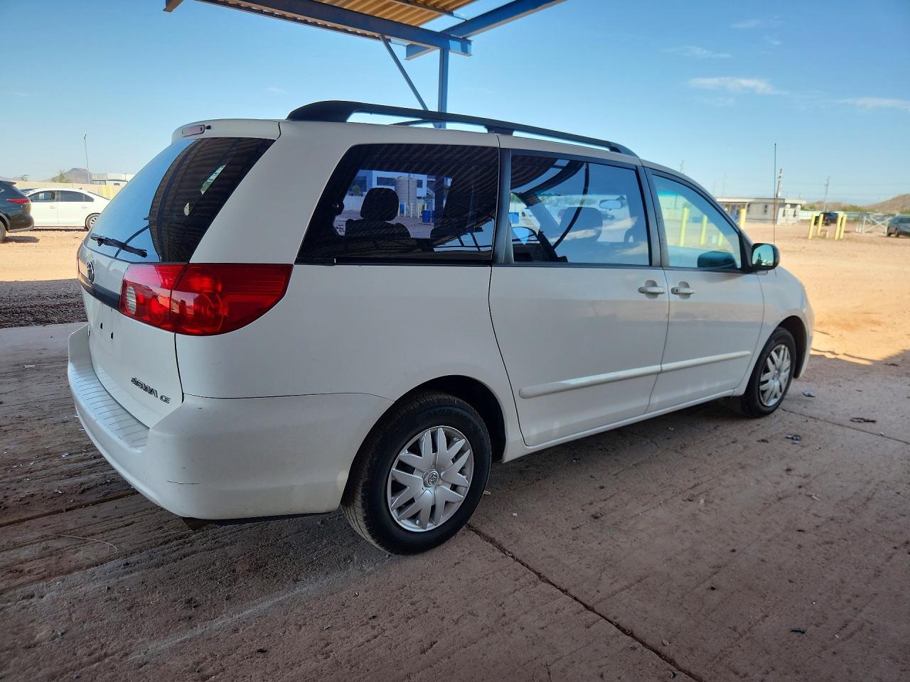 5TDZK23C47S081353 · 2007 TOYOTA SIENNA · 3/13