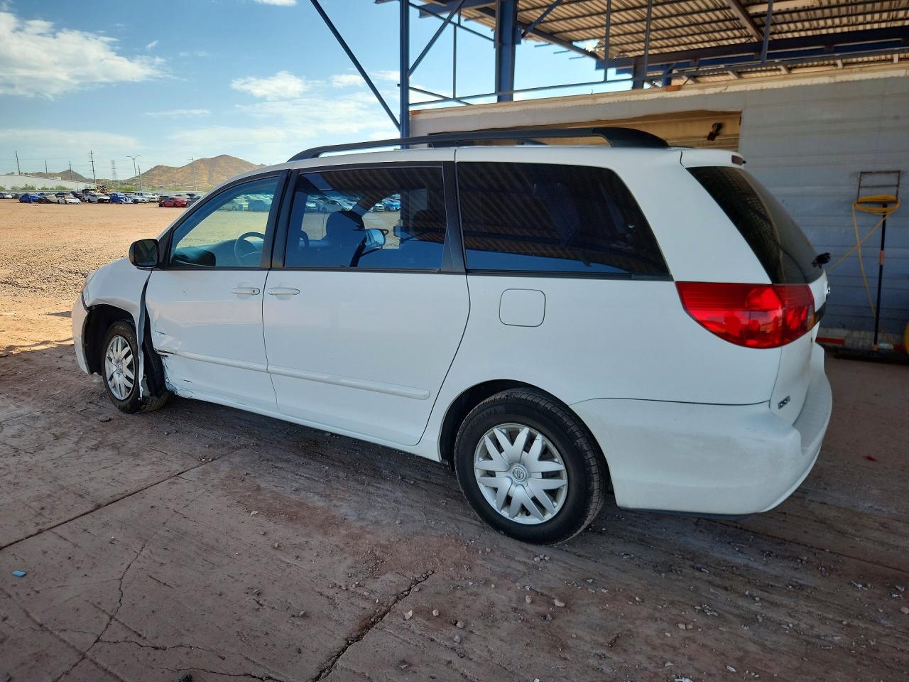 5TDZK23C47S081353 · 2007 TOYOTA SIENNA · 2/13
