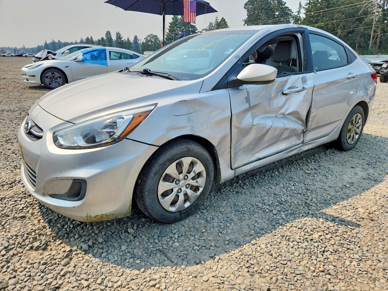 KMHCT4AE8FU919442 · 2015 HYUNDAI ACCENT