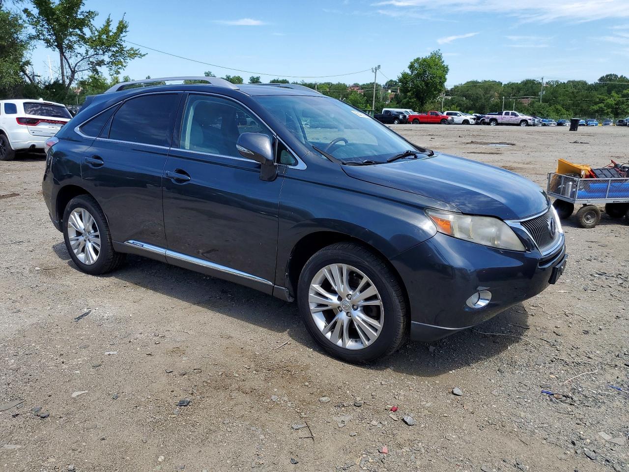 JTJBC1BA6B2042219 · 2011 LEXUS RX · 4/13