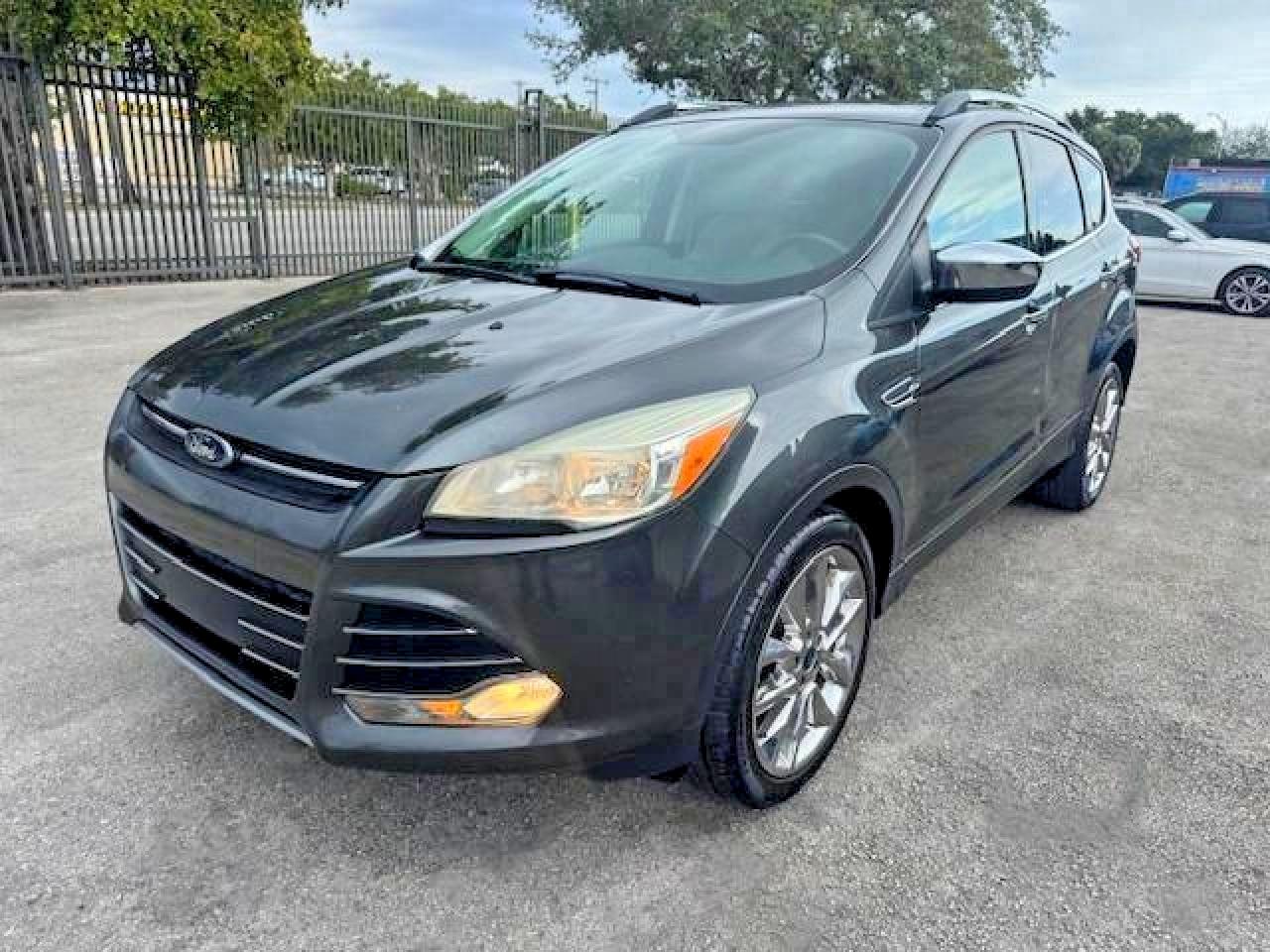 1FMCU0GX4GUC35892 · 2016 FORD ESCAPE