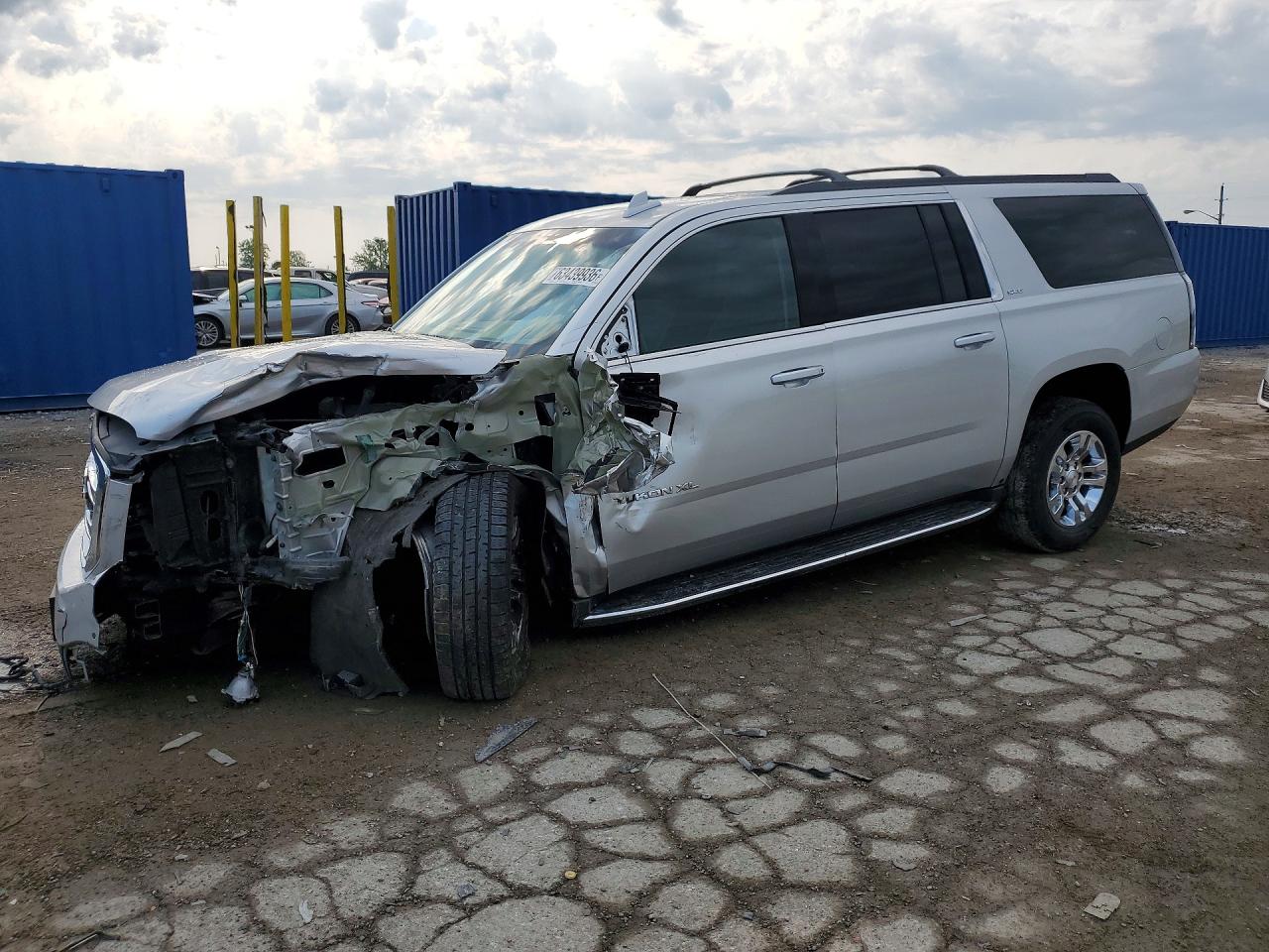 1GKS2FKC1GR475695 · 2016 GMC YUKON XL