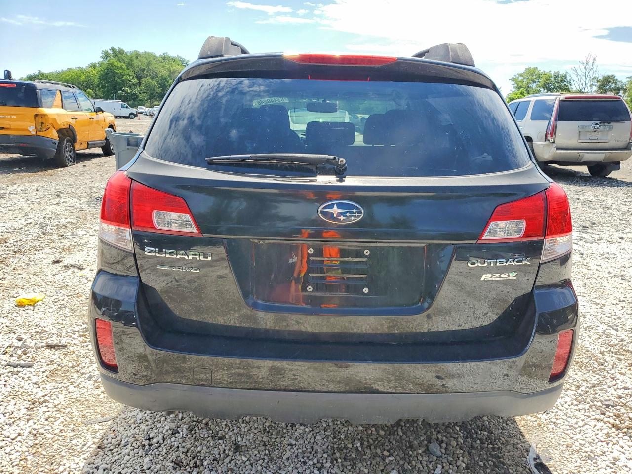 4S4BRBGC4C3295337 · 2012 SUBARU OUTBACK · 6/12