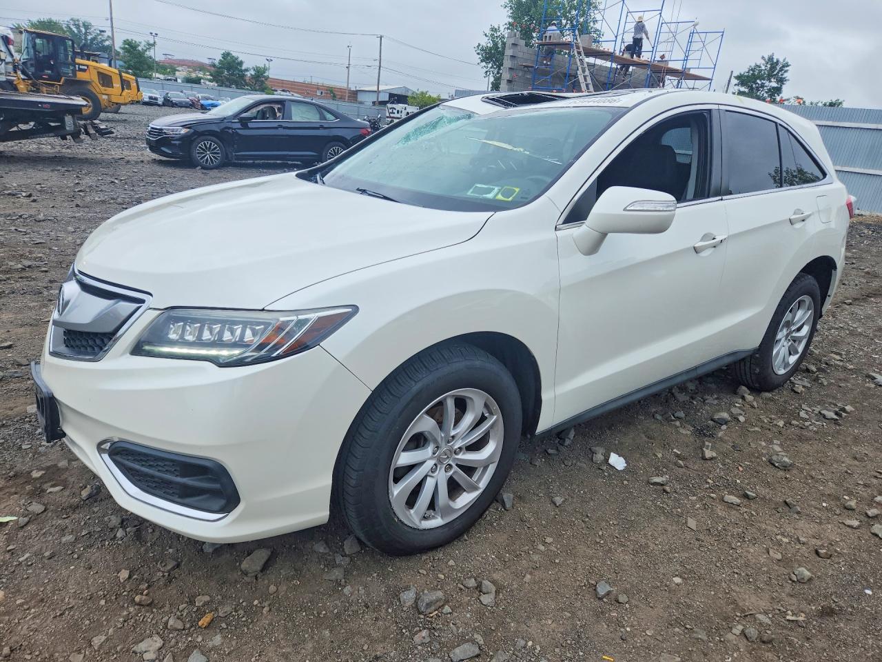 5J8TB4H59JL028380 · 2018 ACURA RDX