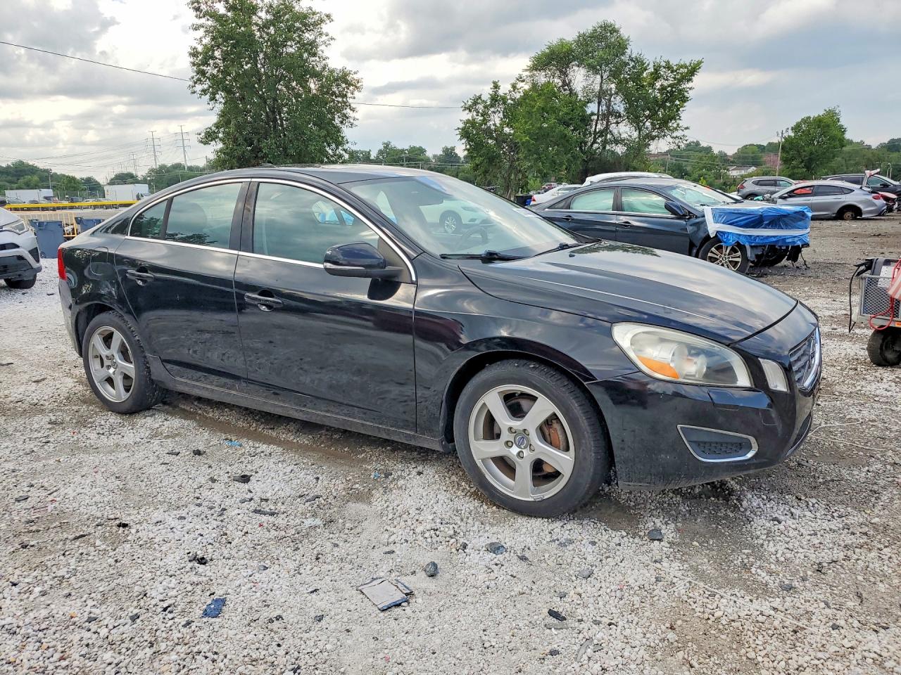 YV1622FS0C2044060 · 2012 VOLVO S60 · 4/12