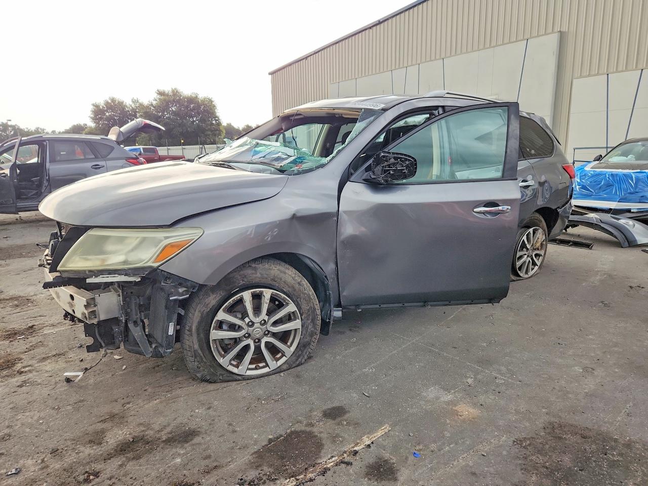 5N1AR2MN2GC601863 · 2016 NISSAN PATHFINDER