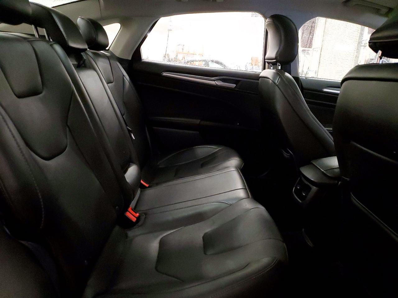 3FA6P0D96FR251750 · 2015 FORD FUSION · 10/12