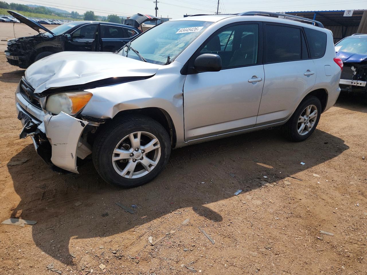 2T3BF4DV3BW099853 · 2011 TOYOTA RAV4