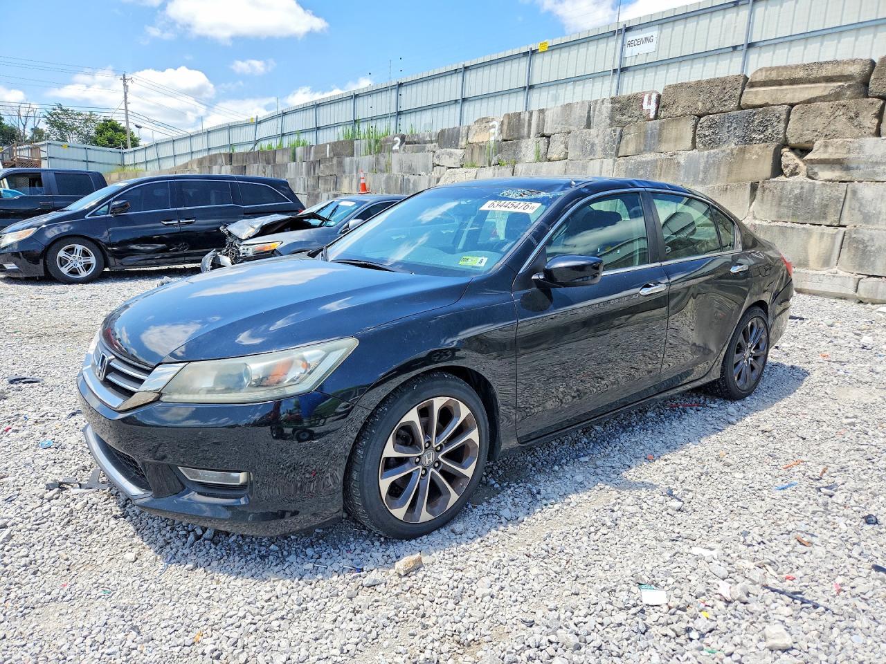 1HGCR2F59DA185362 · 2013 HONDA ACCORD